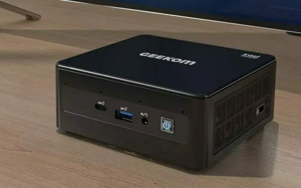Geekom Mini IT8 Review front