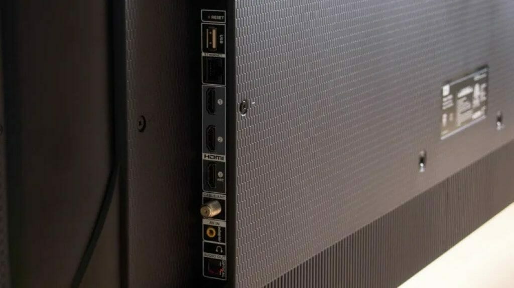 TCL 4 Series Review ports