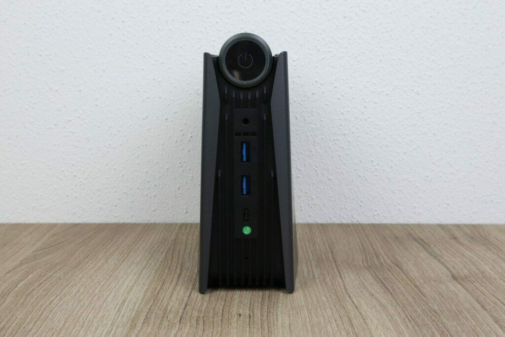 Acemagician AMR5 Mini Gaming PC Review ports